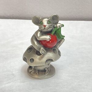 Mouse With Cherry On A Mushroom 1982 Hudson Pewter Miniature #2695
